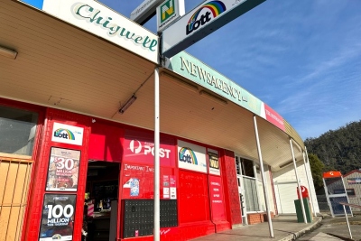 Chigwell Newsagency and Post Office(DB2314)