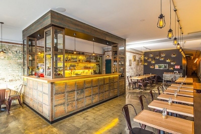 Mediterranean Restaurant - Northern Suburbs (GLJ1918)