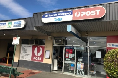 Large Double Fronted Retail Store For Let (IWL1825)